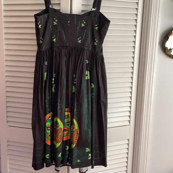 Oblong Box Shop Creature Dress - Picture 5 of 5